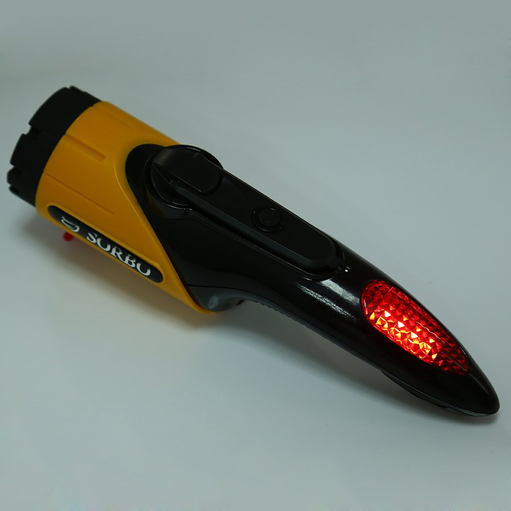 multi-functional dynamo led flashlight beacon with emergency car safety hammer