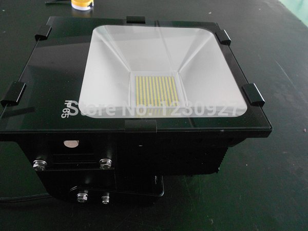 200w led flood light meanwell driver ce,rohs ,ies file offer high lumen 110lm/w