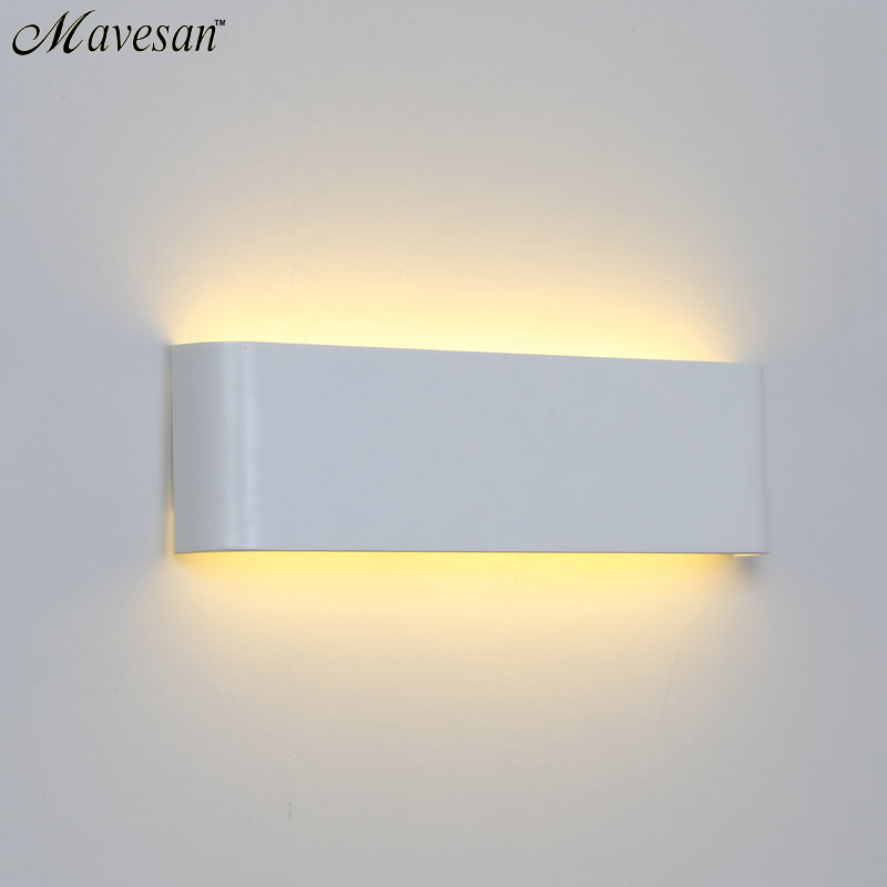 black & white indoor wall light contemporary style 100-240v ac led wall lamp for bedroom bedside lamps