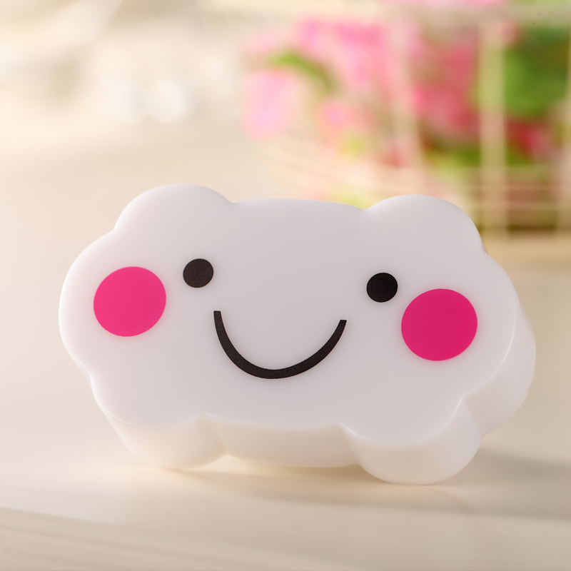 newest smile face led night lamp light for baby room with light-controlled sensor nightlight